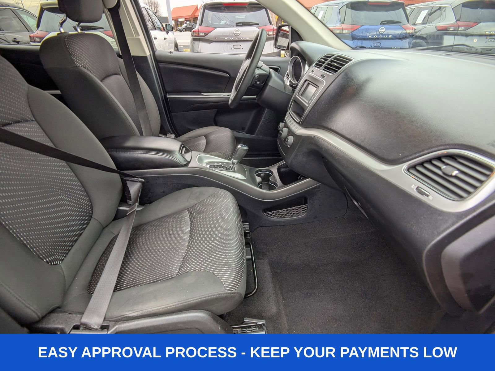 Used 2019 Dodge Journey SE image 16