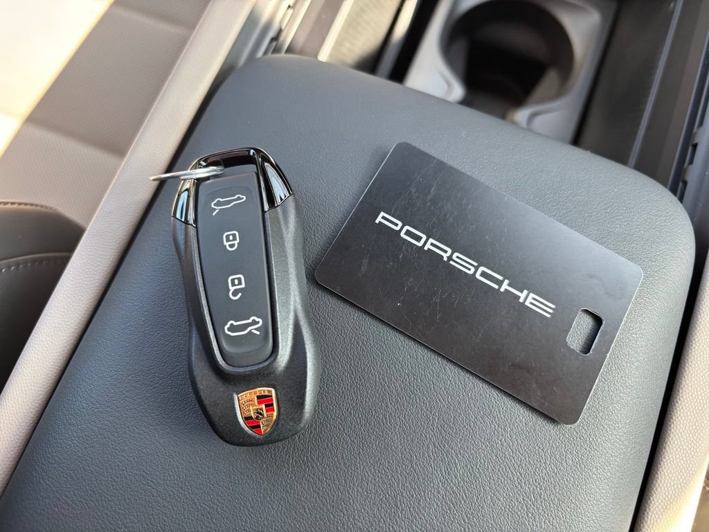 New 2026 Porsche Cayenne Electric AWD/4WD image 41