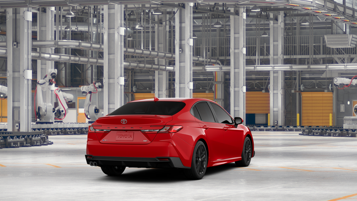 New 2026 Toyota Camry Hybrid FWD image 9