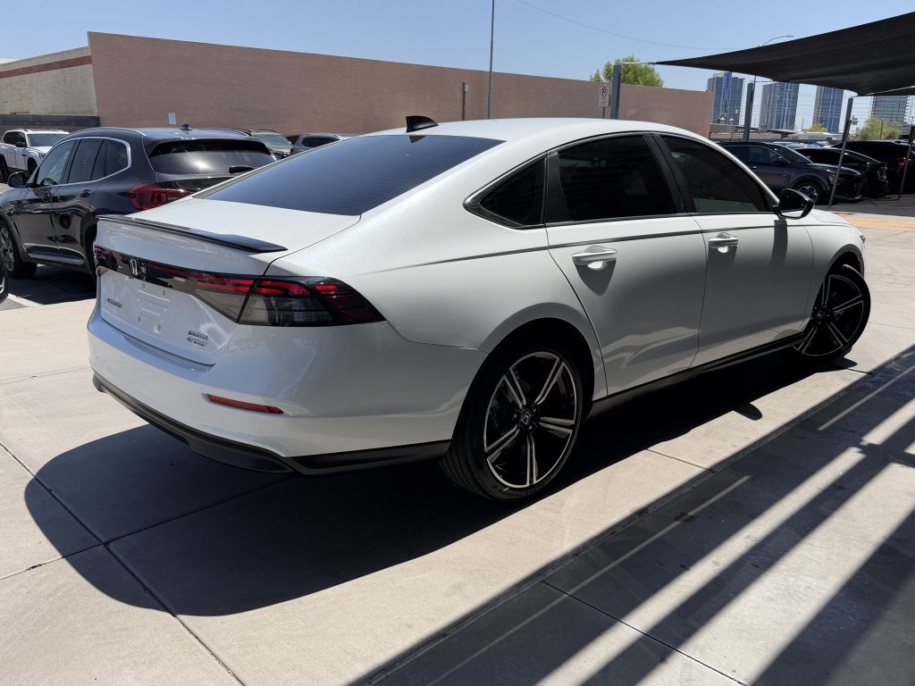 Used 2024 Honda Accord Sport image 4