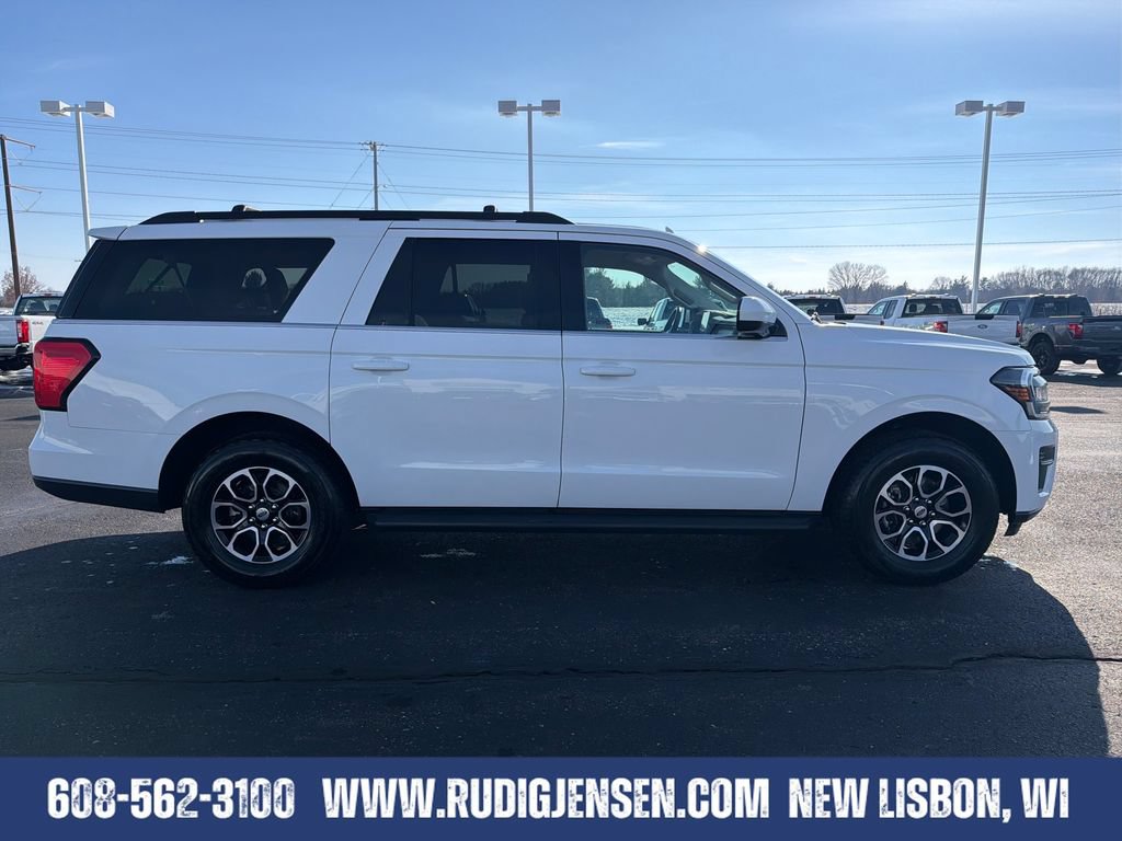 Used 2024 Ford Expedition Max XLT AWD/4WD image 6