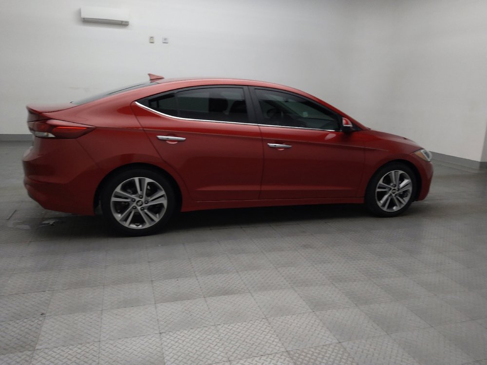 Used 2017 Hyundai Elantra Limited image 10