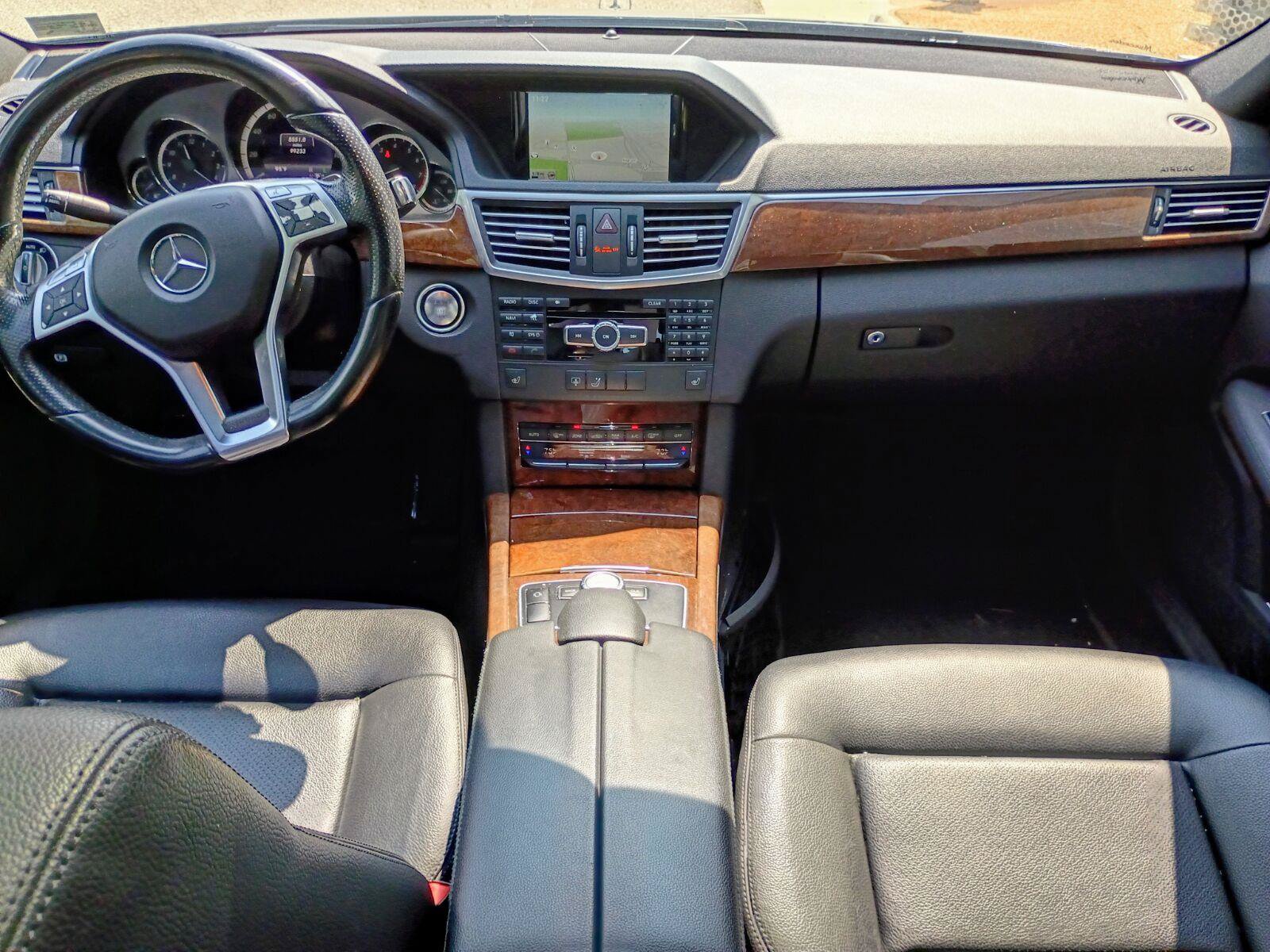 Used 2013 Mercedes-Benz E 350 4MATIC Sedan image 5