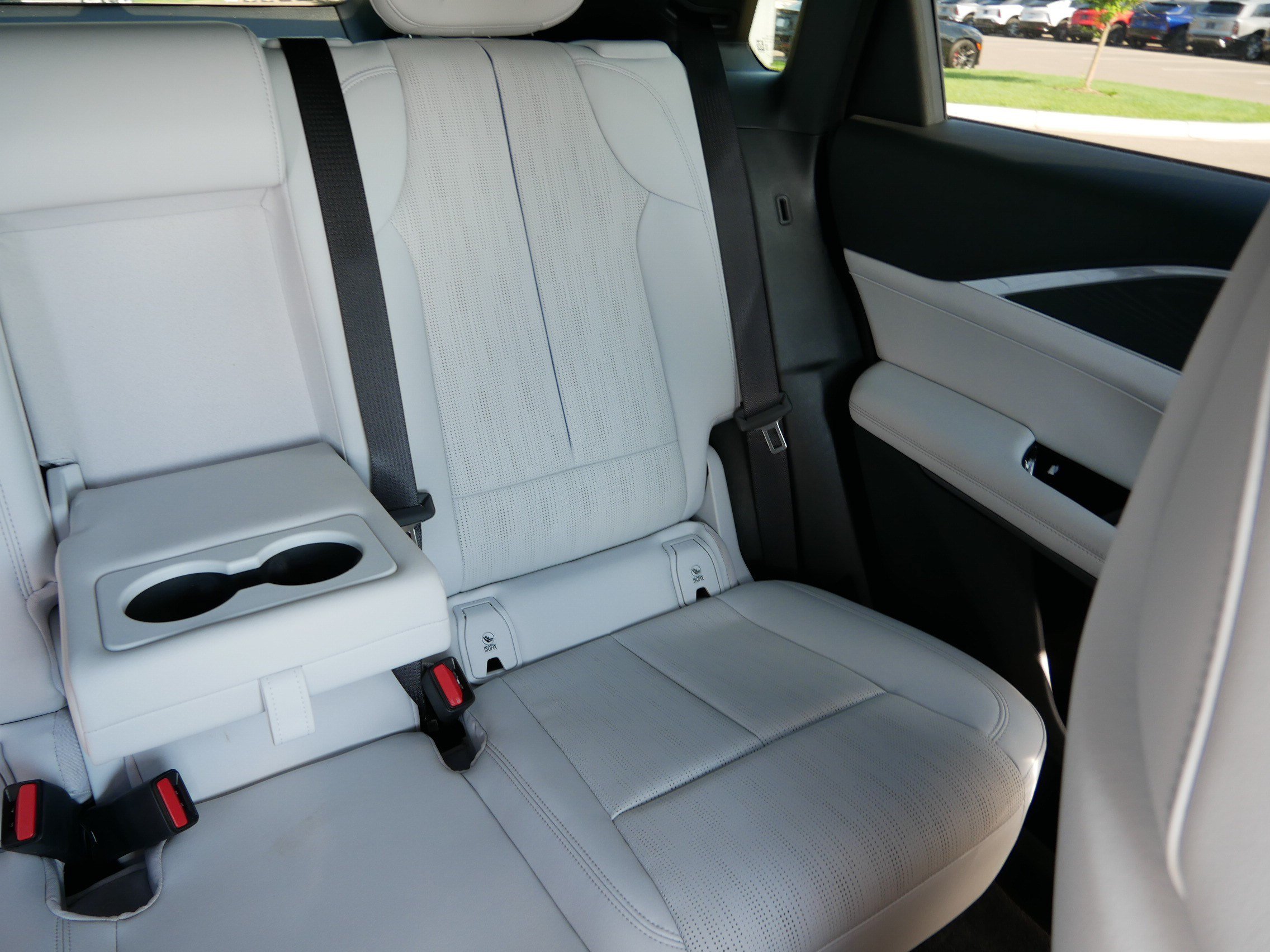 Certified 2024 Cadillac Lyriq Sport w/ LPO, Floor Liner Package AWD/4WD image 12