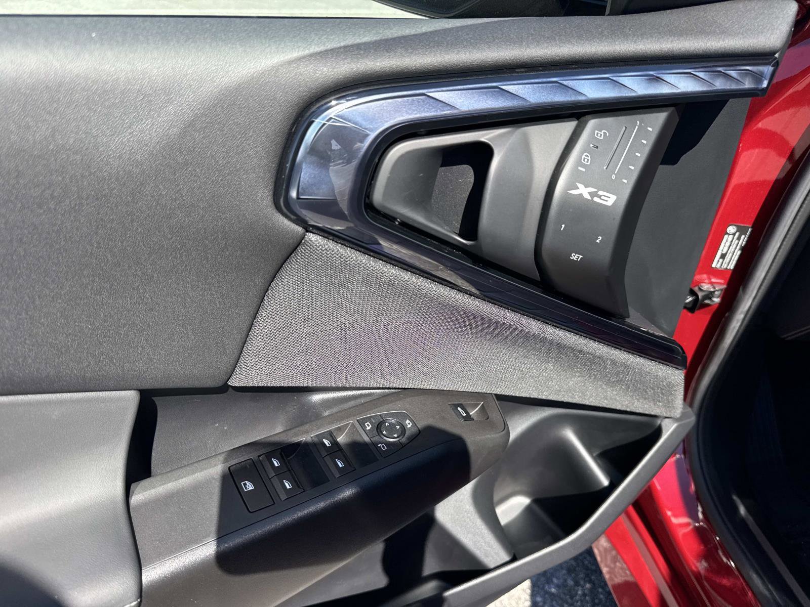 Certified 2025 BMW X3 xDrive30i w/ M Sport Package image 17