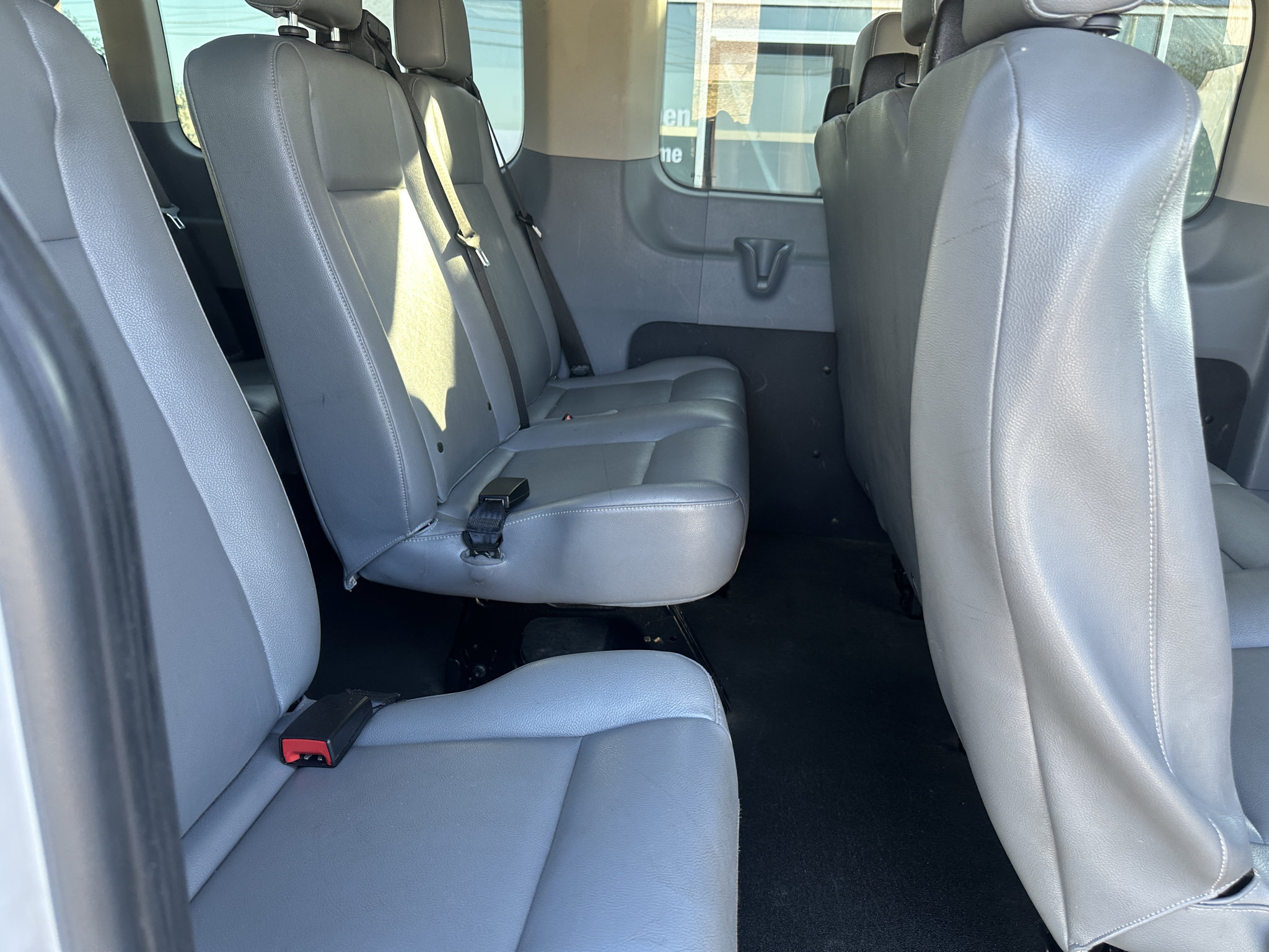 Used 2018 Ford Transit 350 XL RWD image 15