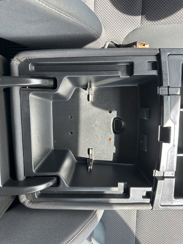 Used 2018 Chevrolet Silverado 1500 LT image 8