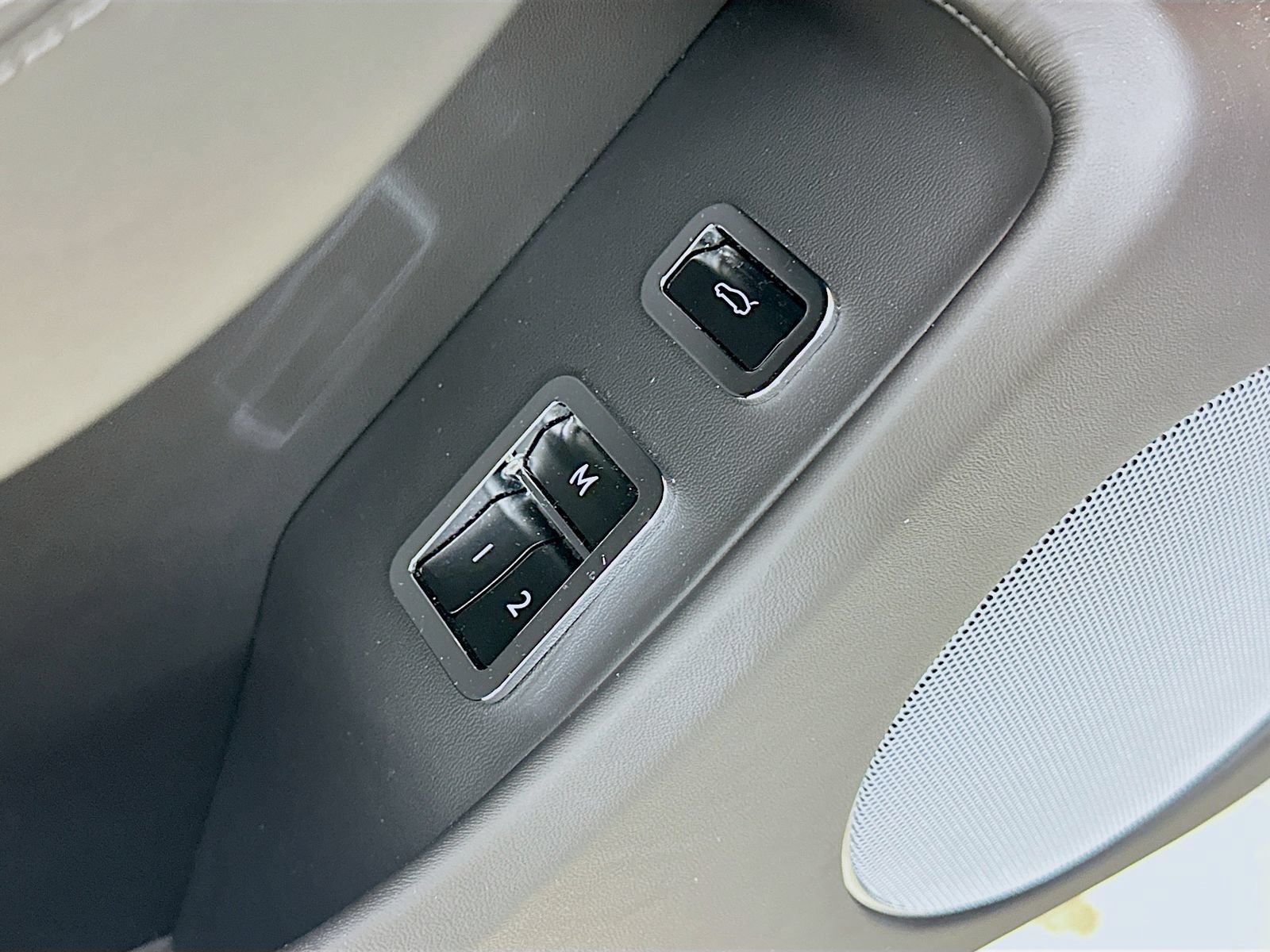 Used 2022 Bentley Flying Spur V8 AWD/4WD image 57