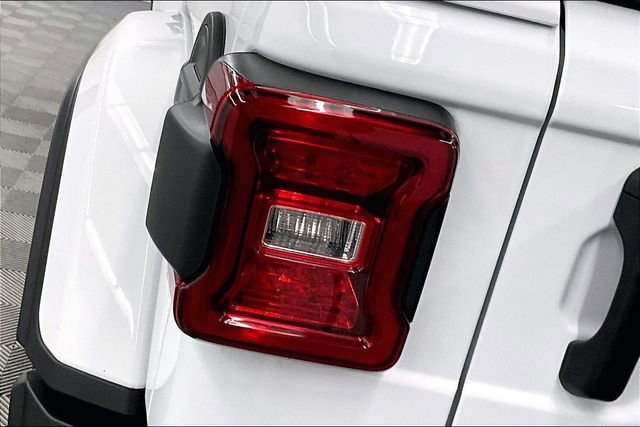 Used 2025 Jeep Wrangler Sahara 4xe w/ Safety Group image 33