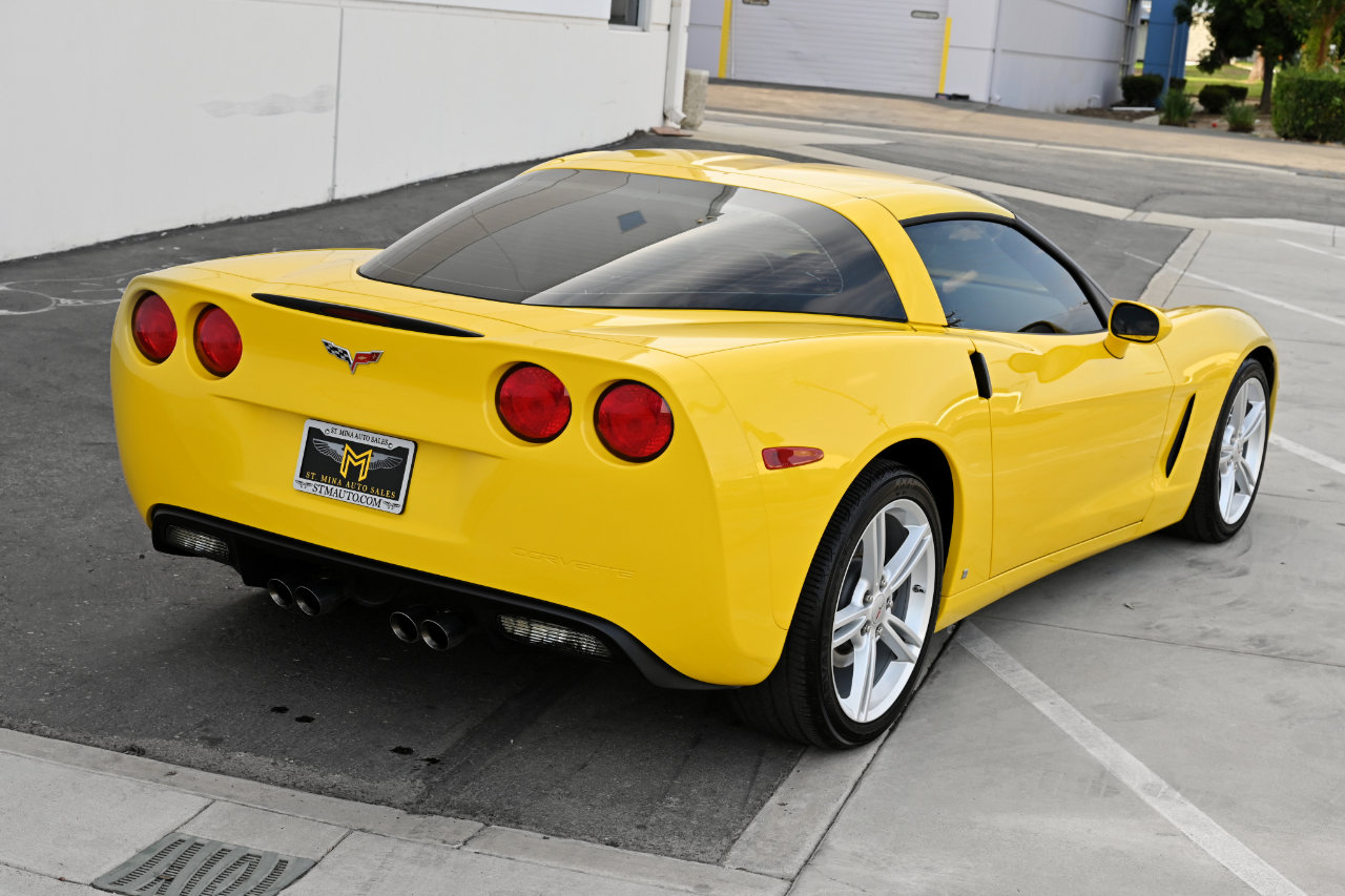 Used 2008 Chevrolet Corvette Coupe image 6