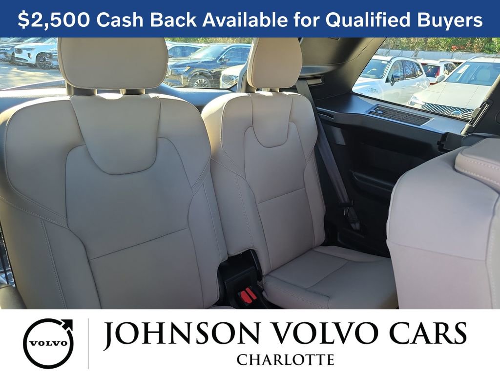 New 2026 Volvo XC90 B6 Plus w/ Protection Package Premier image 12
