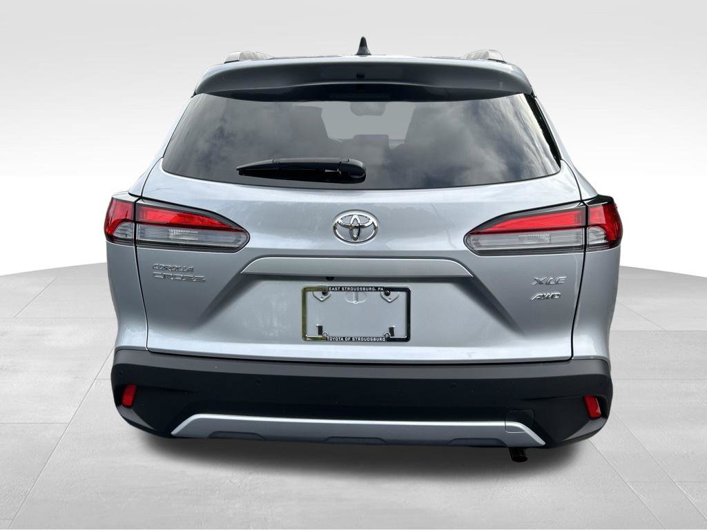 New 2026 Toyota Corolla Cross XLE w/ Convenience Package AWD/4WD image 4