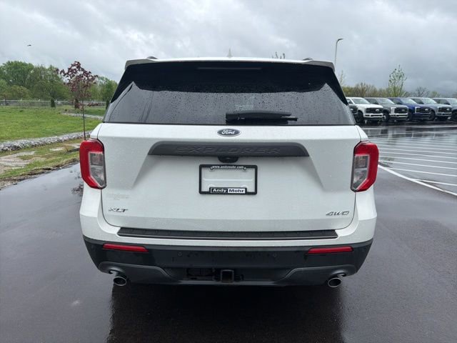 Certified 2023 Ford Explorer XLT w/ Equipment Group 202A AWD/4WD image 8