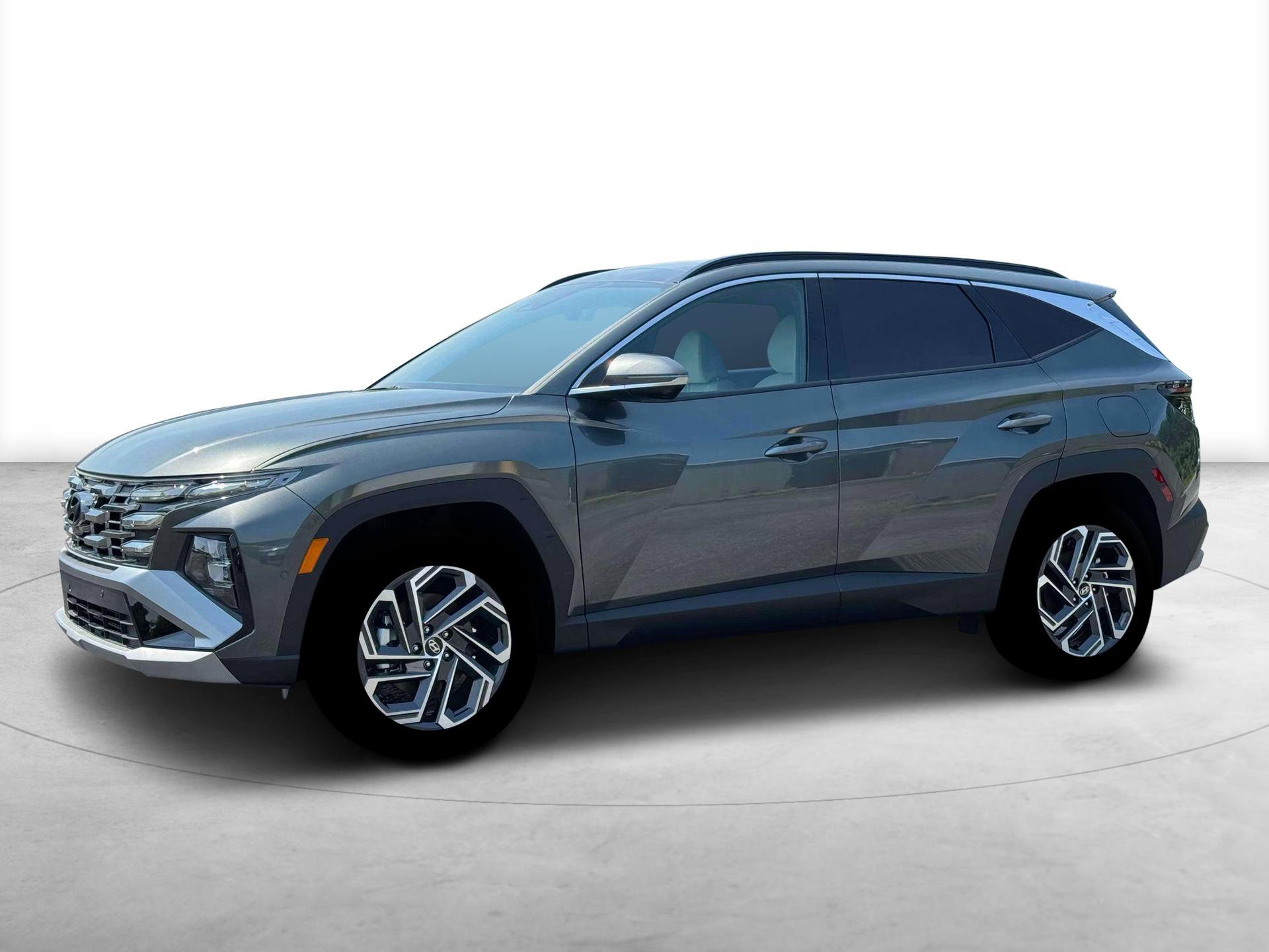 New 2026 Hyundai Tucson Limited AWD/4WD image 2