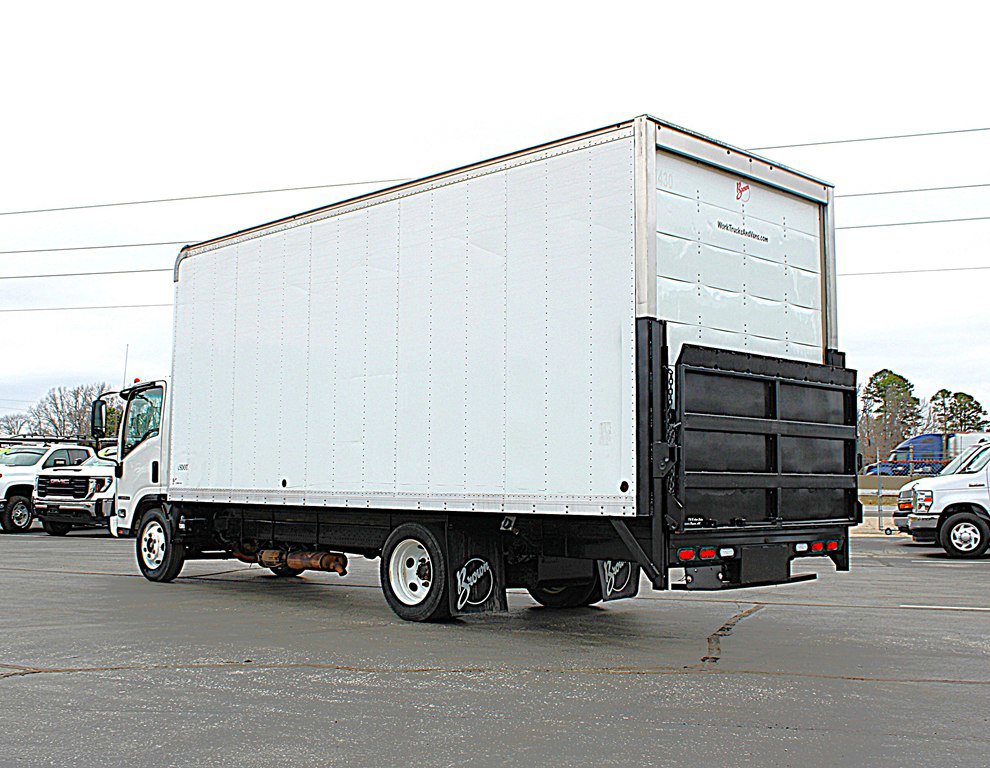 Used 2019 Isuzu NPR image 4