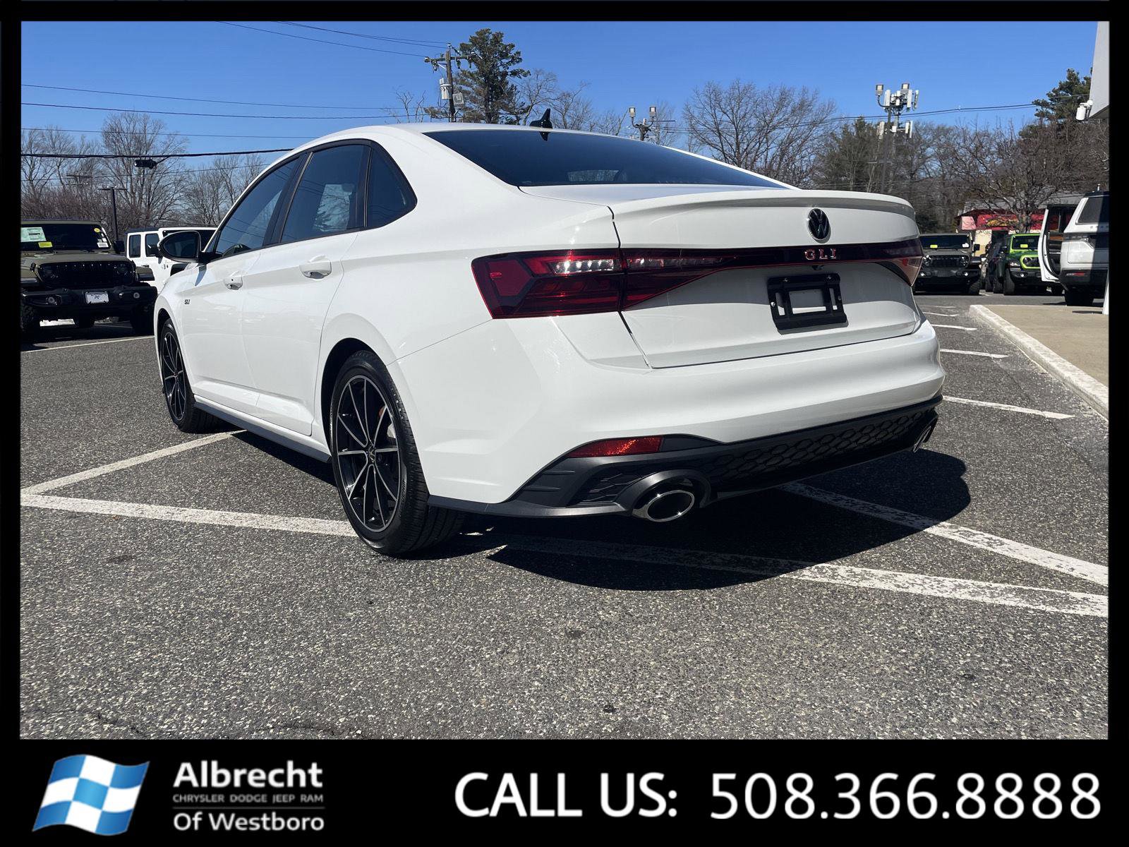 Used 2025 Volkswagen Jetta GLI Autobahn image 3