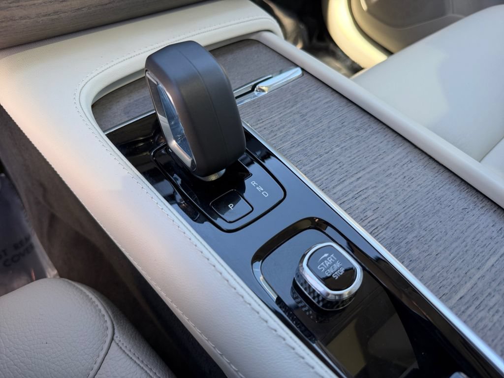 Certified 2023 Volvo XC90 B6 Core w/ Climate Package AWD/4WD image 25