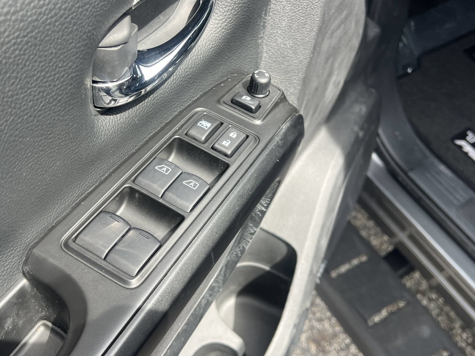Certified 2024 Nissan Titan PRO-4X w/ Pro-4x Convenience Package AWD/4WD image 19