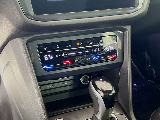 Used 2024 Volkswagen Tiguan SEL R-Line image 14