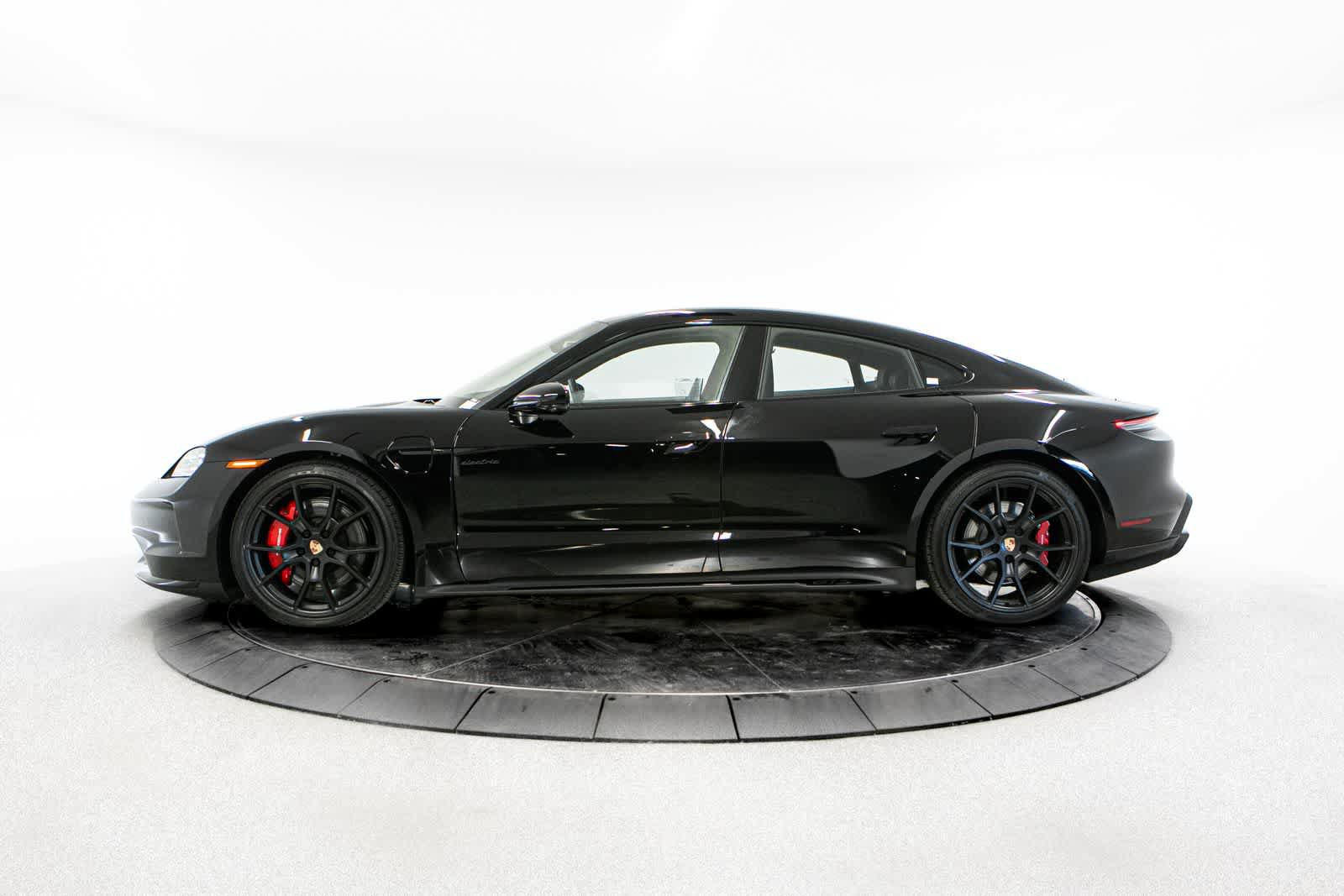 Certified 2026 Porsche Taycan GTS AWD/4WD image 2