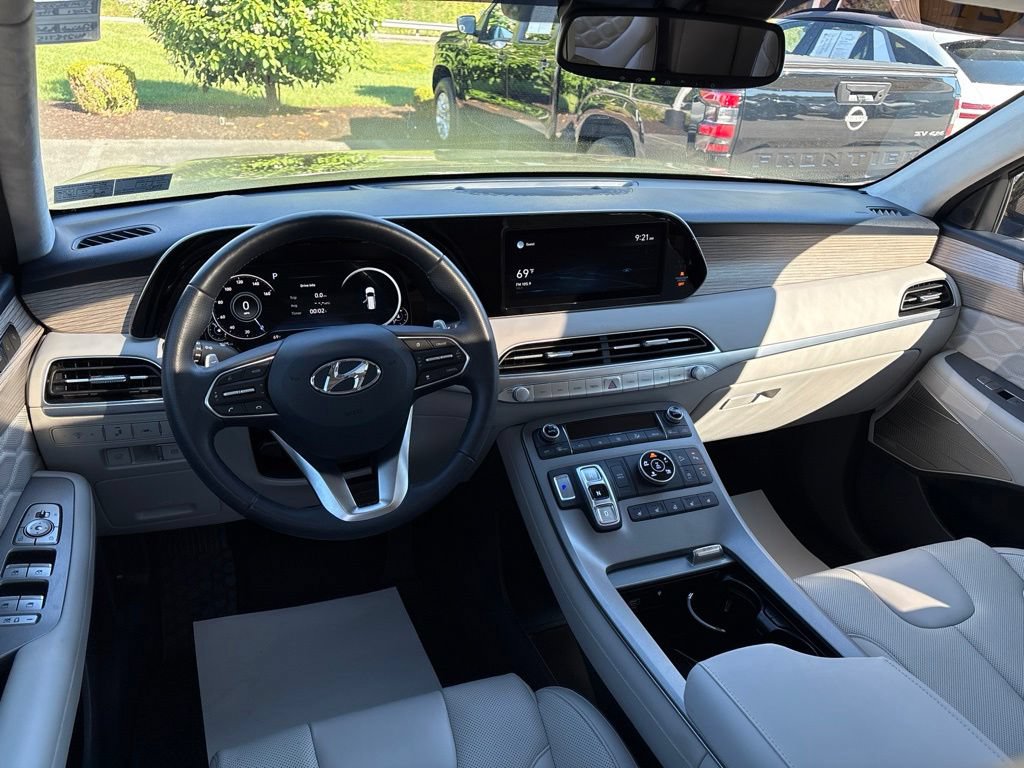 Used 2021 Hyundai Palisade Calligraphy w/ Cargo Package AWD/4WD image 11