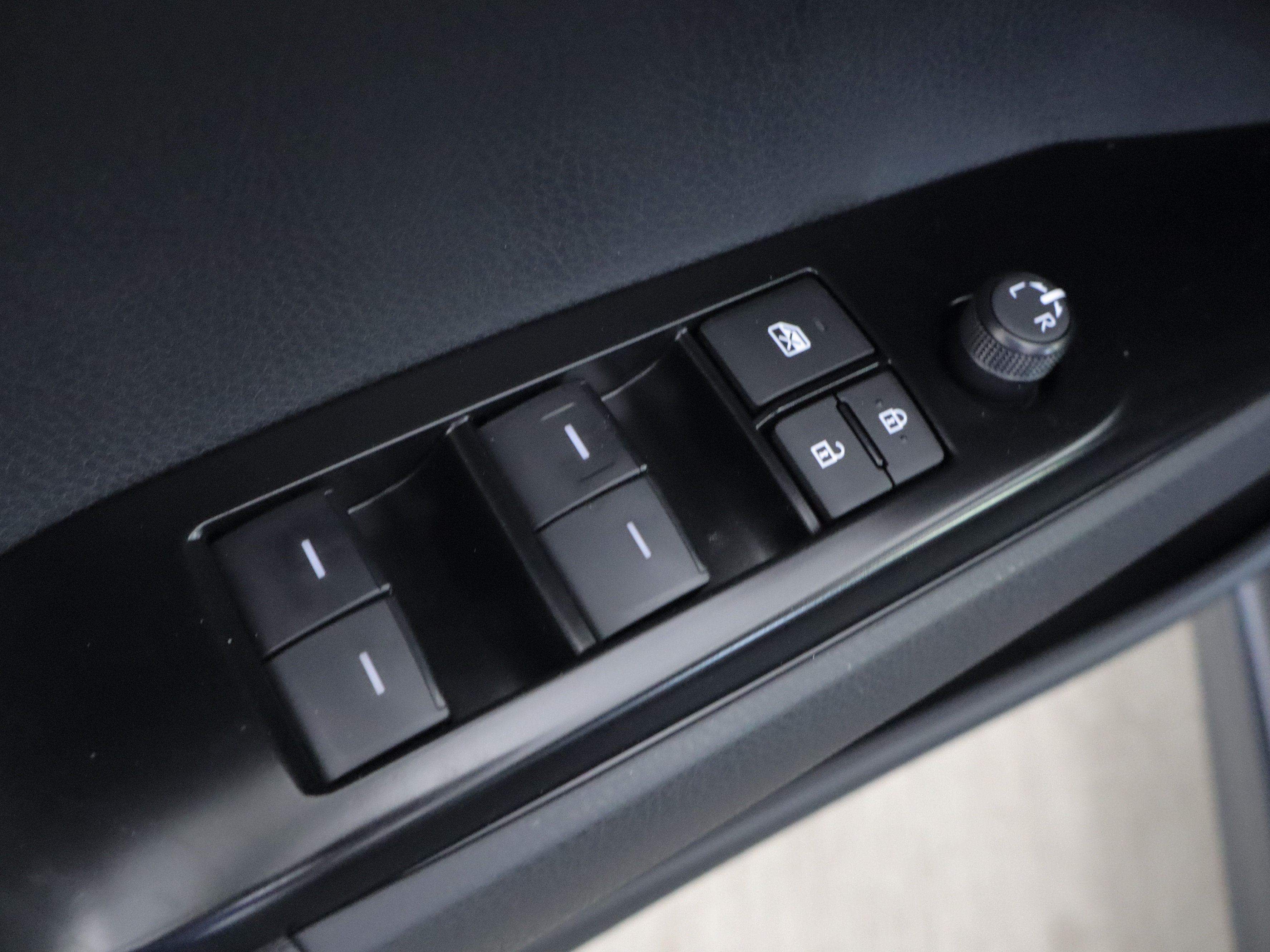 New 2026 Toyota Camry SE FWD image 12