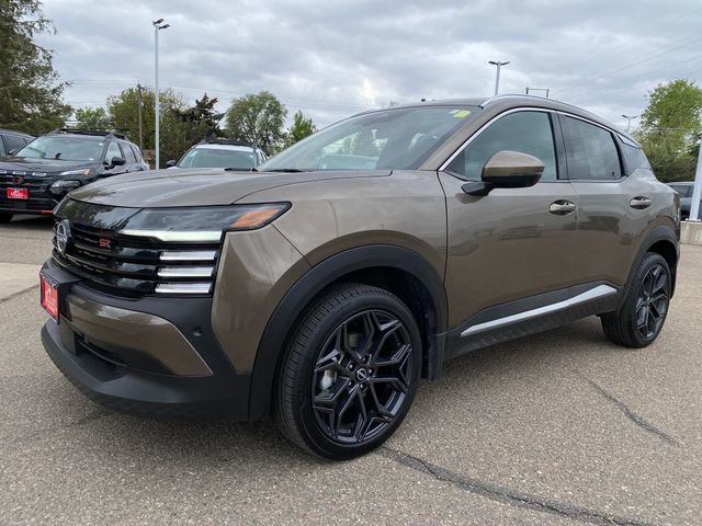 Certified 2025 Nissan Kicks SR