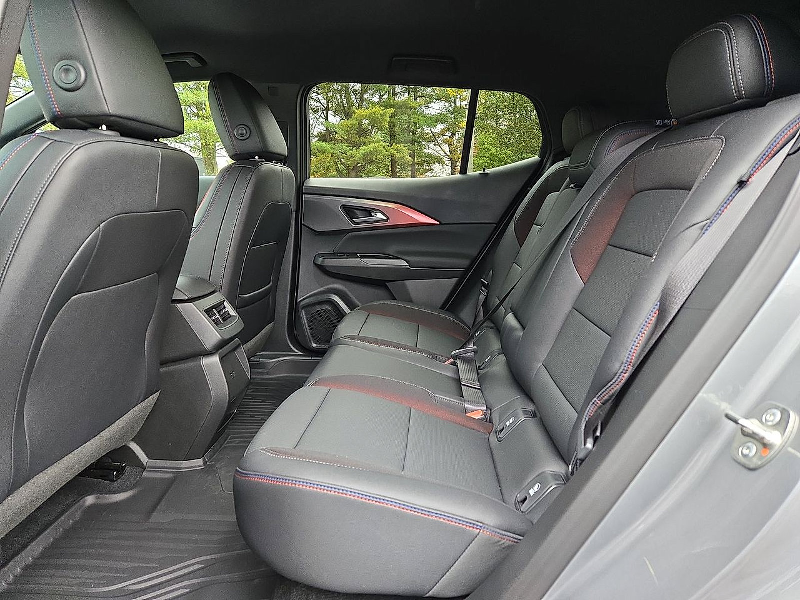New 2026 Chevrolet Equinox EV RS FWD image 13