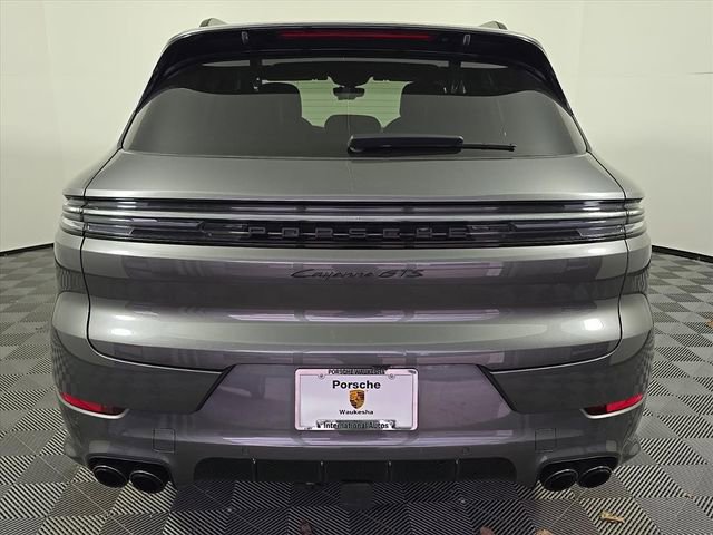 Certified 2025 Porsche Cayenne GTS image 6