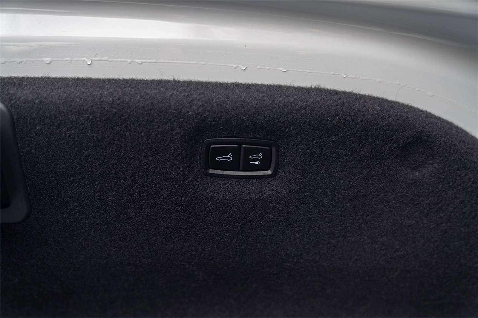 Certified 2023 Porsche Taycan image 20