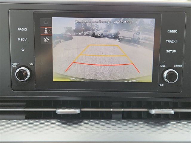 Used 2023 Kia Carnival LX image 14