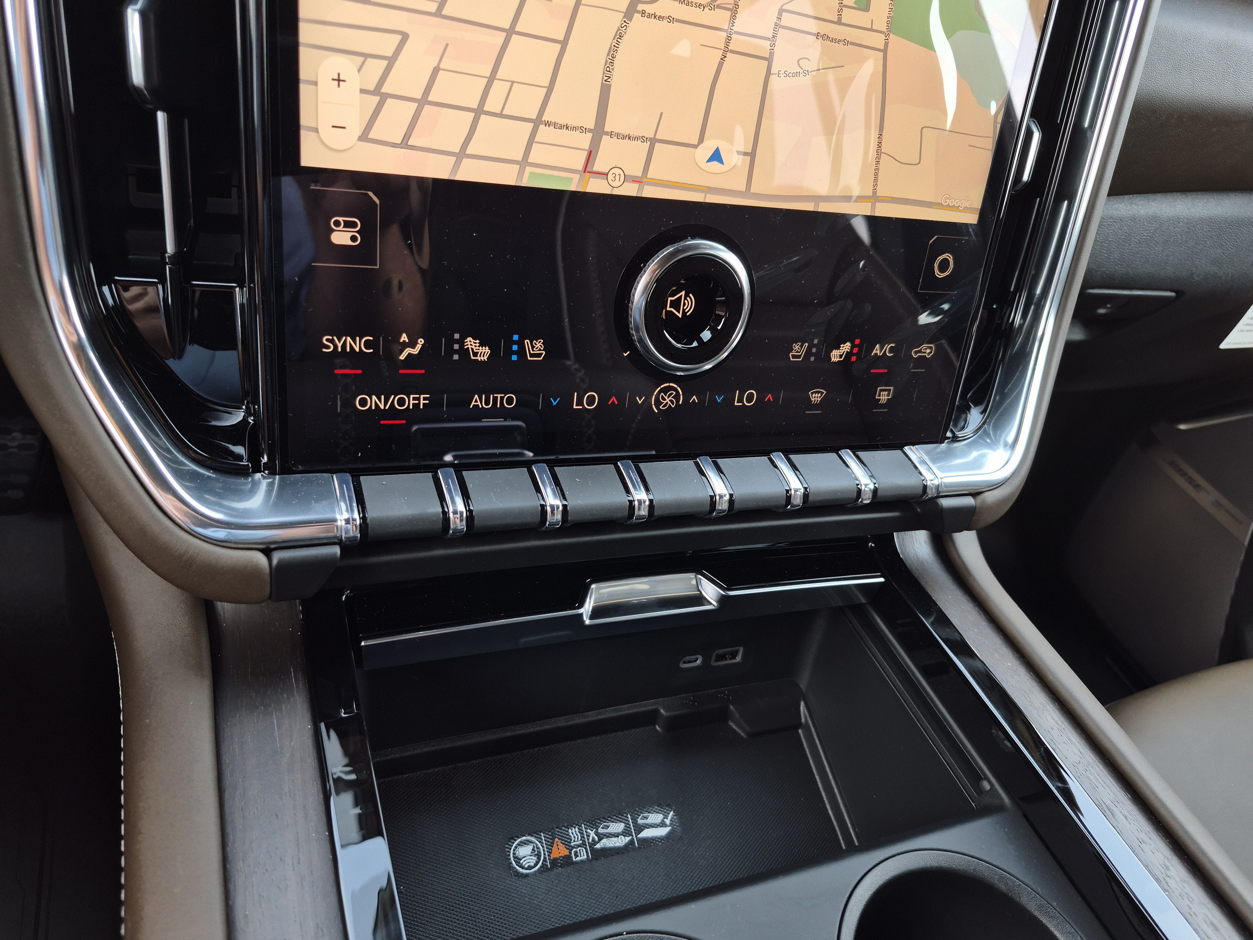 New 2026 GMC Yukon Denali Ultimate AWD/4WD image 19