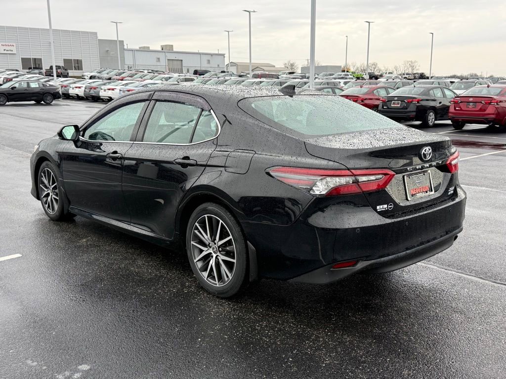 Used 2021 Toyota Camry XLE w/ Navigation Package image 37