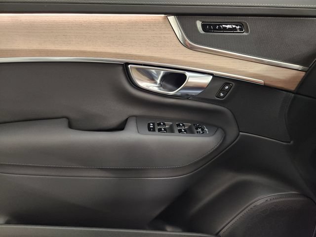 New 2026 Volvo XC90 B5 Core AWD/4WD image 24
