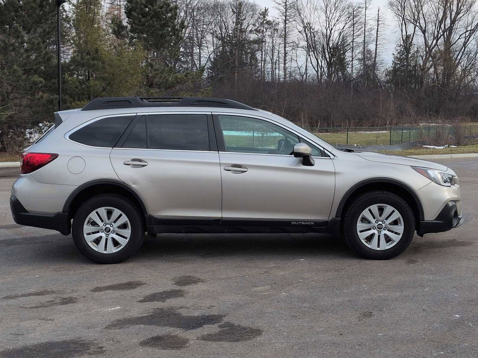 Used 2018 Subaru Outback 2.5i Premium w/ Protection Package #1 image 15
