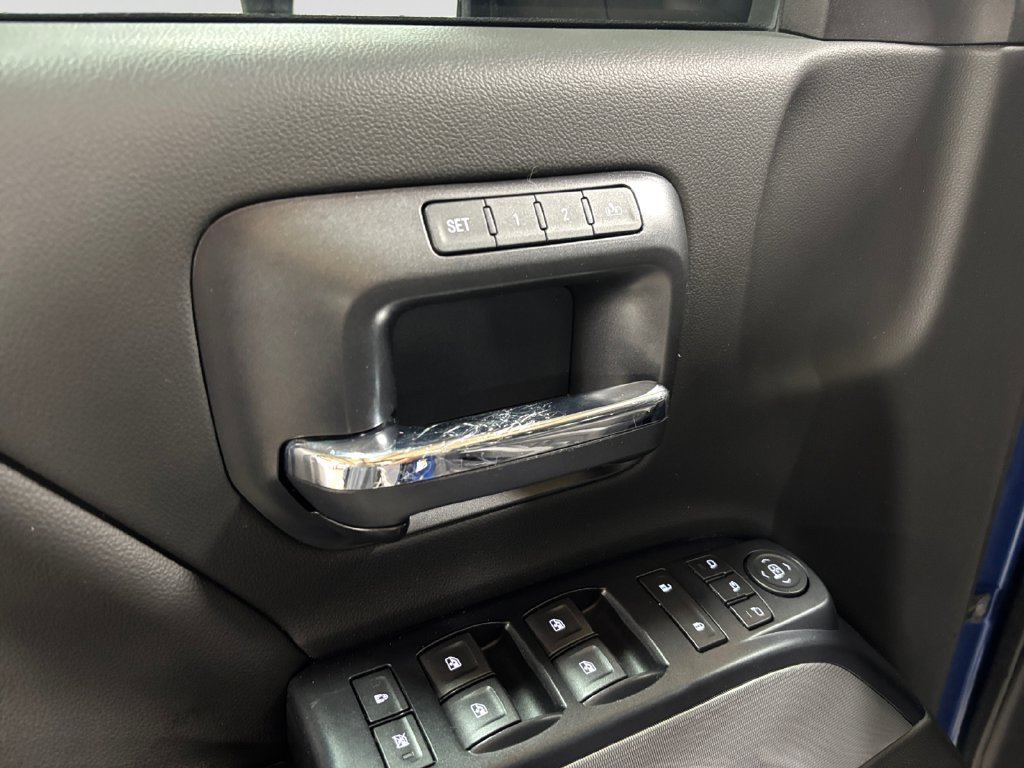 Used 2019 Chevrolet Silverado 2500 LTZ w/ Duramax Plus Package AWD/4WD image 32