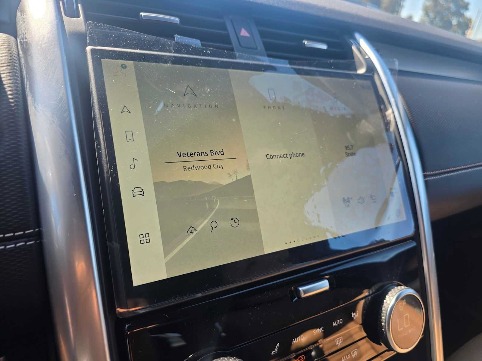 New 2026 Land Rover Discovery Dynamic SE AWD/4WD image 28