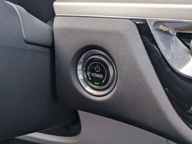 Used 2025 Cadillac Lyriq Luxury RWD image 29