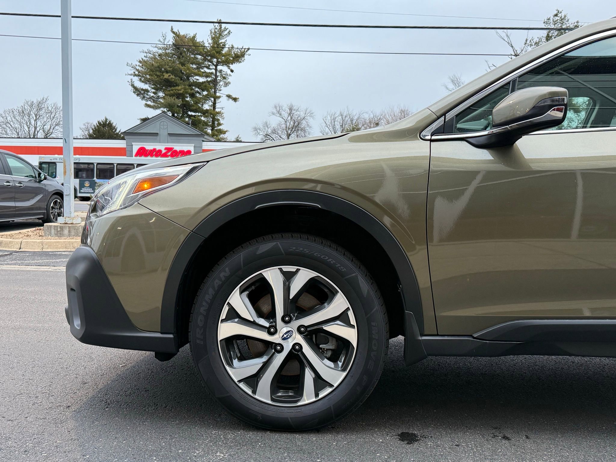 Used 2021 Subaru Outback Limited image 16