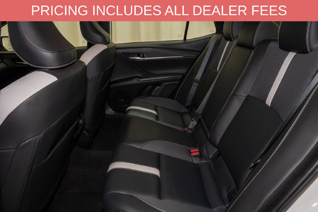 Used 2025 Toyota Camry SE FWD image 8