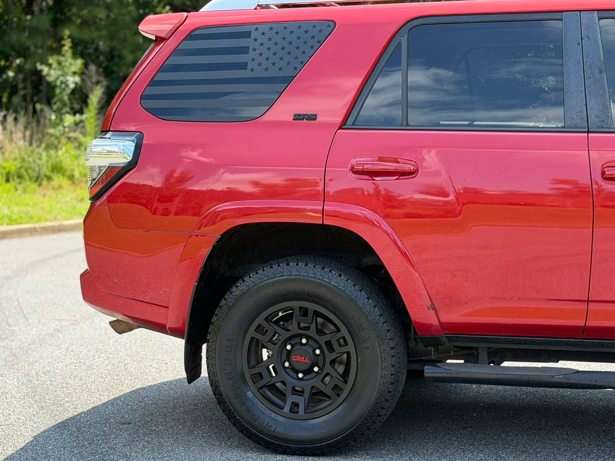 Used 2016 Toyota 4Runner SR5 AWD/4WD image 9