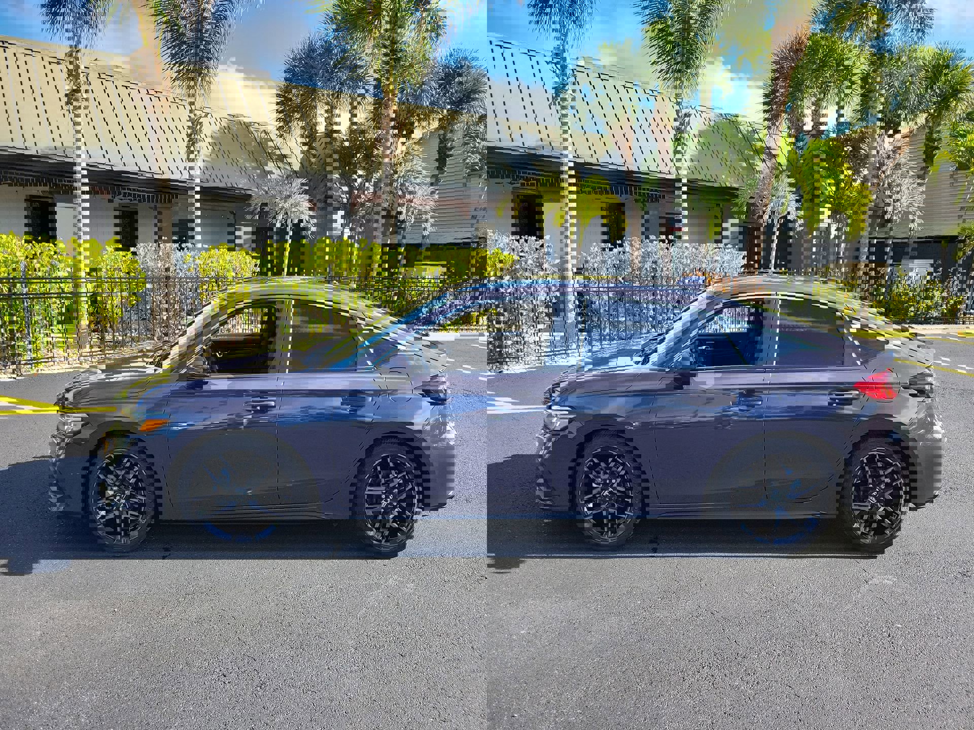 Used 2024 Honda Civic Sport Touring image 9