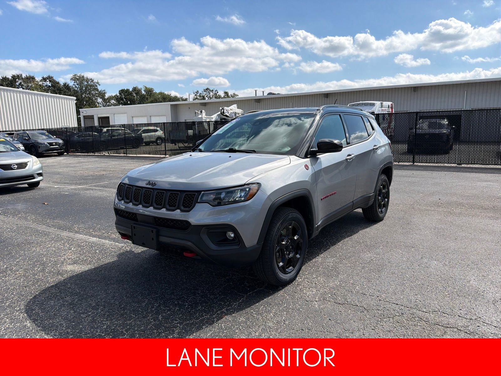 Used 2023 Jeep Compass Trailhawk image 17