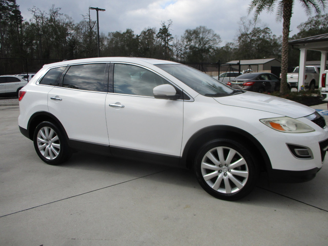 Used 2010 MAZDA CX-9 Grand Touring w/ Moonroof & Bose Audio Pkg image 10