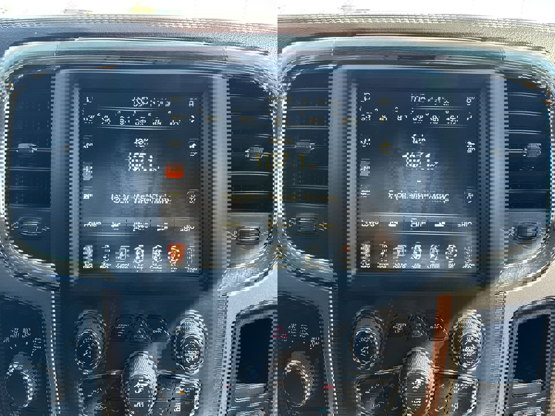 Used 2013 RAM 1500 Laramie w/ Convenience Group image 16