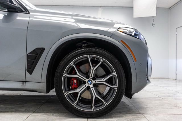 Used 2026 BMW X5 M60i image 33