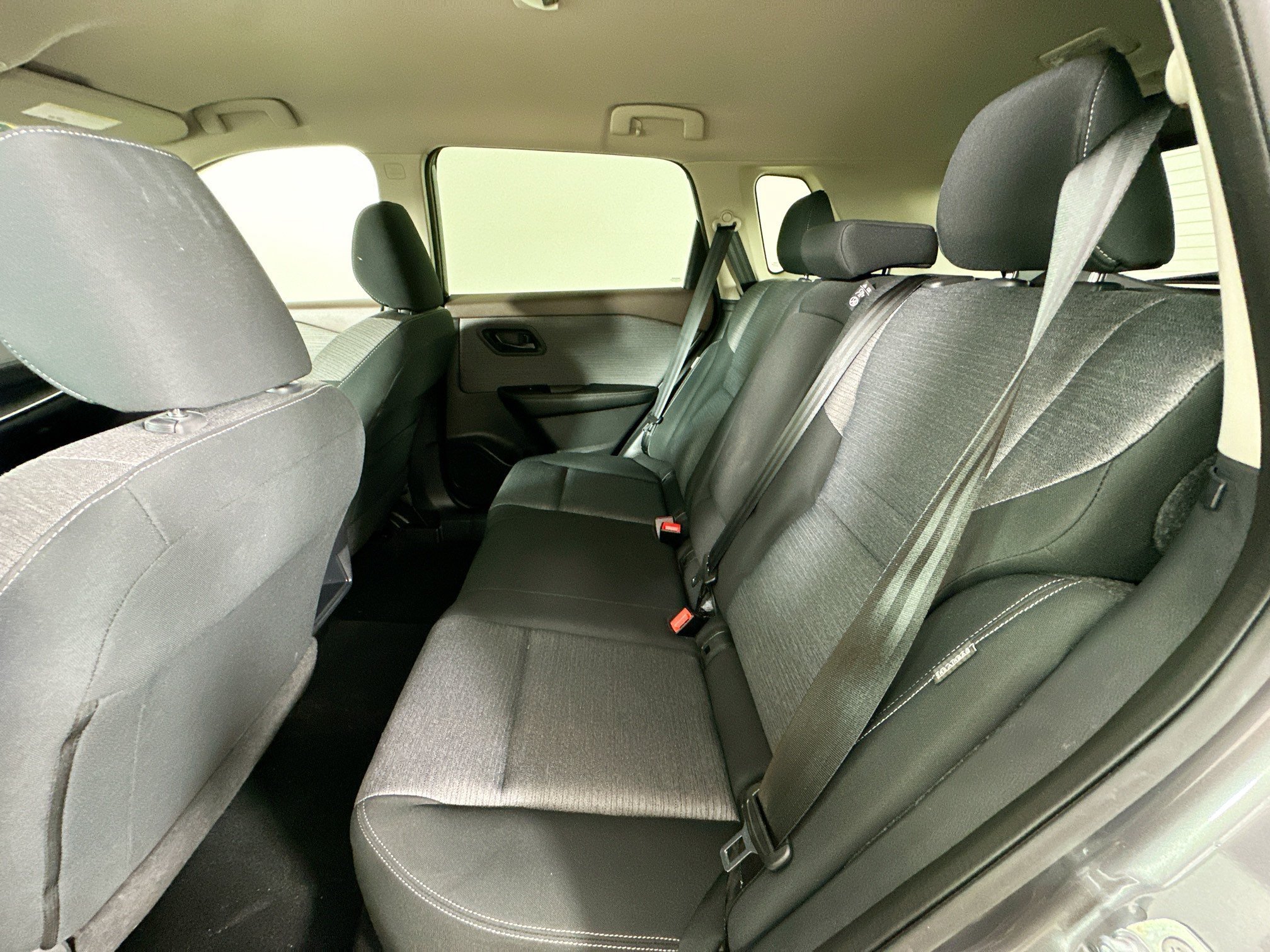 Used 2021 Nissan Rogue S FWD image 33