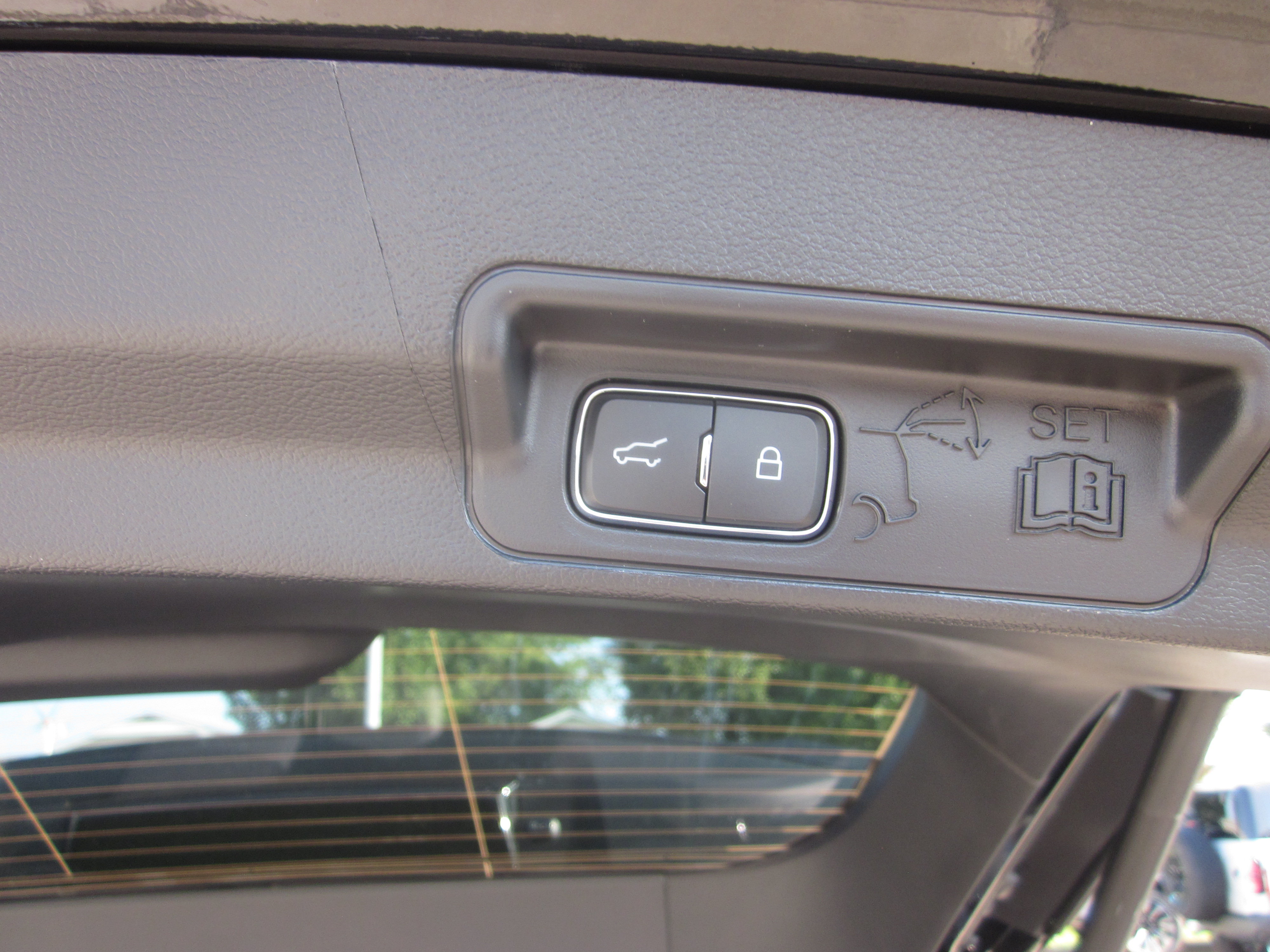 New 2026 Ford Explorer ST w/ Sun And Sound Package AWD/4WD image 11