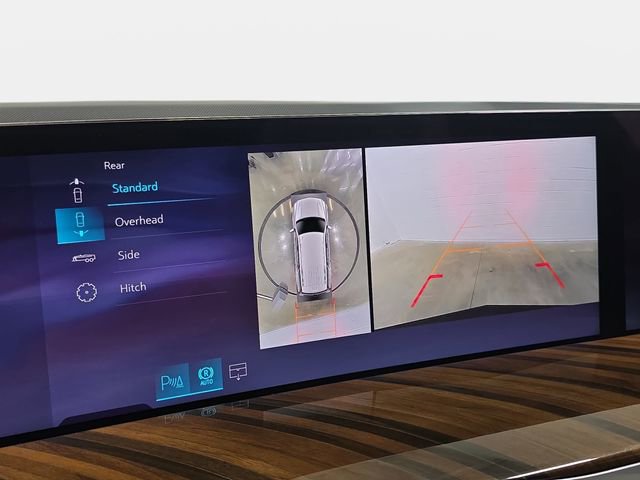 Used 2026 Cadillac Escalade Platinum Luxury image 23