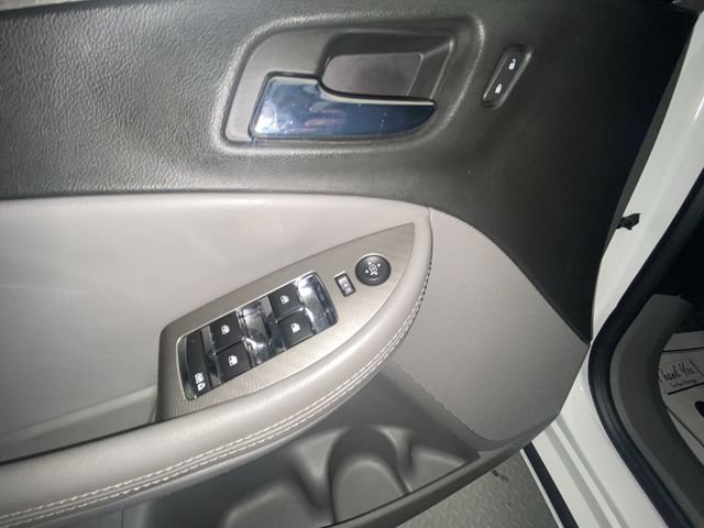 Used 2017 Chevrolet Impala LS FWD image 13